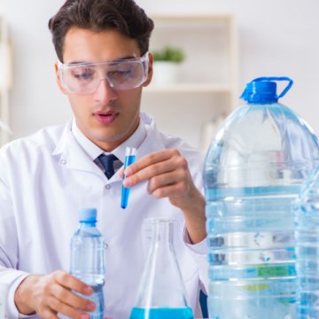 Obsluha laboratorní myčky